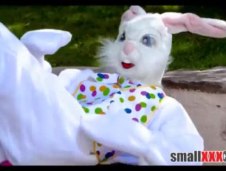 عيد الفصح الأرنب ممارسة الجنس مع فاتنة الآسيوية